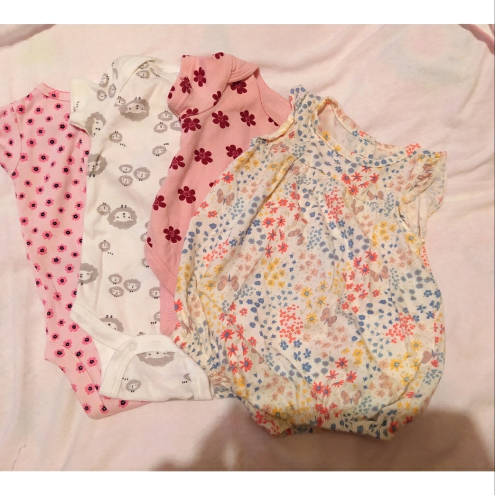 🔥0-6M Baby girl clothes, Onesies